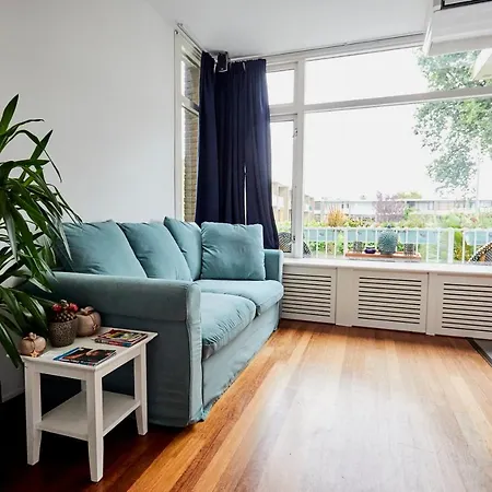 Treehouse Oda ve Kahvaltı 2*