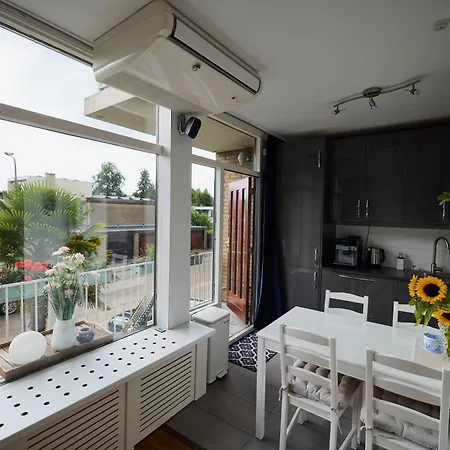 Treehouse Gasthuis 4*