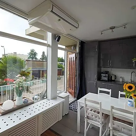 Treehouse Guest house 3*