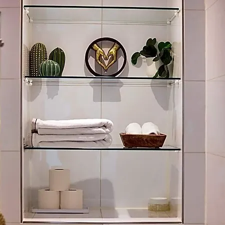 Treehouse Guest house 3*