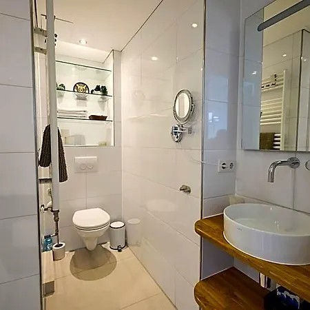 Treehouse 3* Duivendrecht