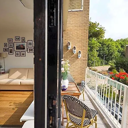 Guest house Treehouse 3*