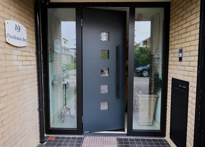 Treehouse Guest house