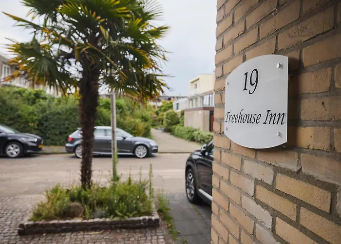 Treehouse Guest house Duivendrecht