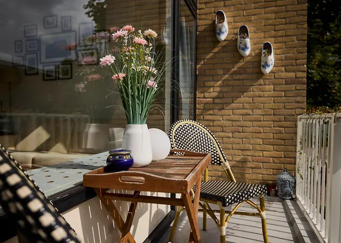 Guest house Treehouse 4*